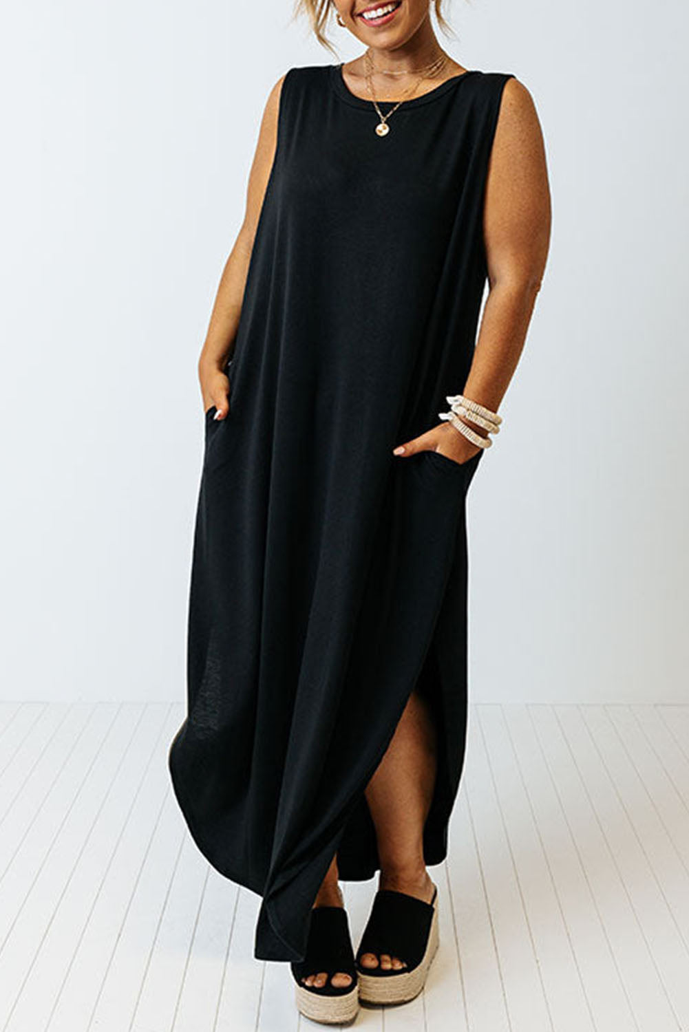 Plus Size Wide Sleeveless Shoulder Split Maxi Tank Dress