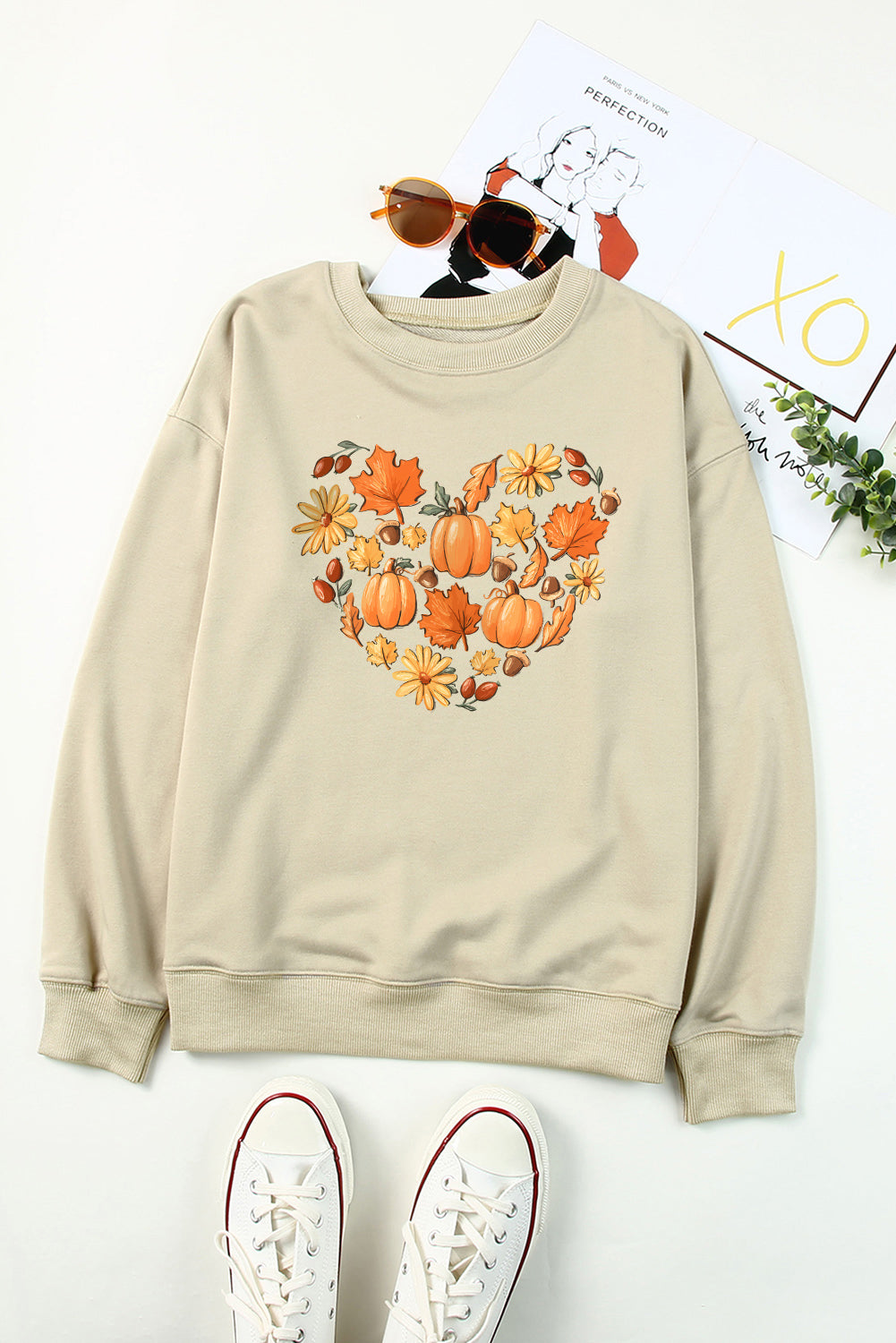 Khaki Autumn Things Heart-shaped Graphic Sweatshirt