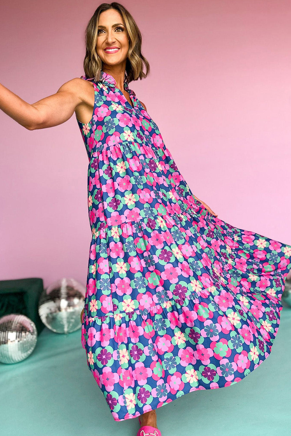 60s Flower Split Neck Sleeveless Tiered Maxi Dress